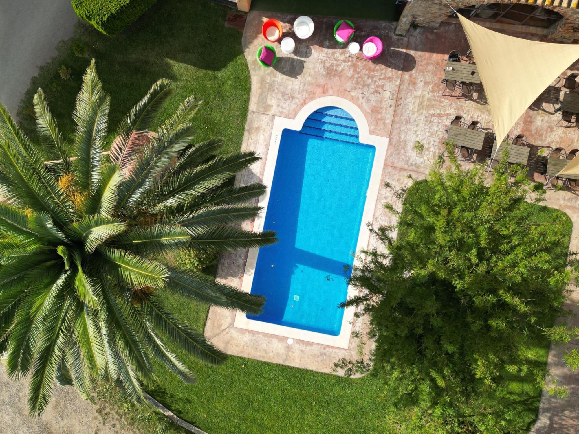 קסטלו דה אמפוריאס Hotel & Golf Ca La Caputxeta מראה חיצוני תמונה